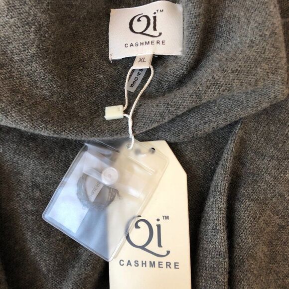 Brand New Crew Neck Cashmere Sweater - Picture 4 of 6